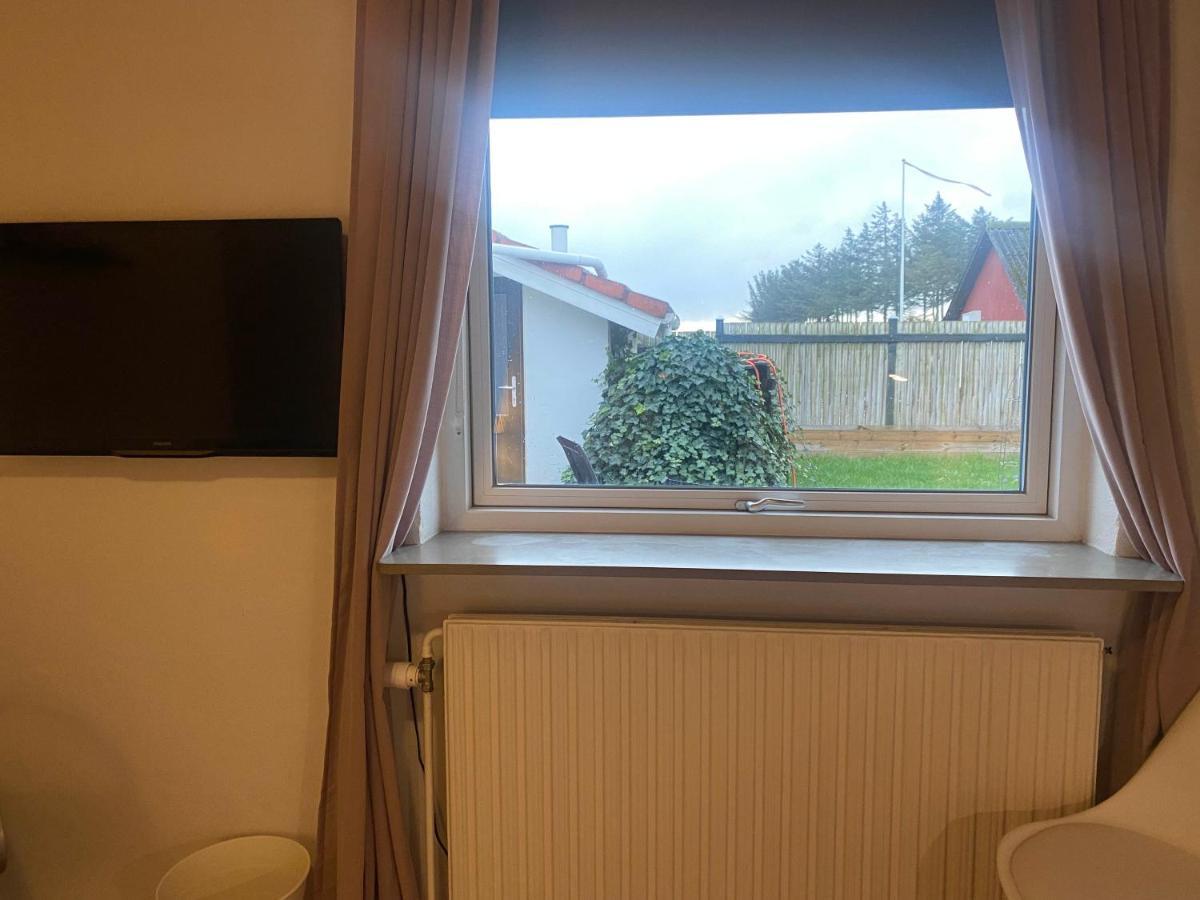 Tornby Guesthouse (Adults Only) Hirtshals Exterior photo
